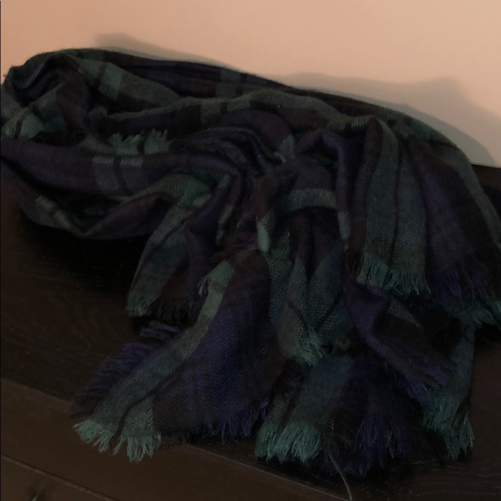 Forever 21 scarf
